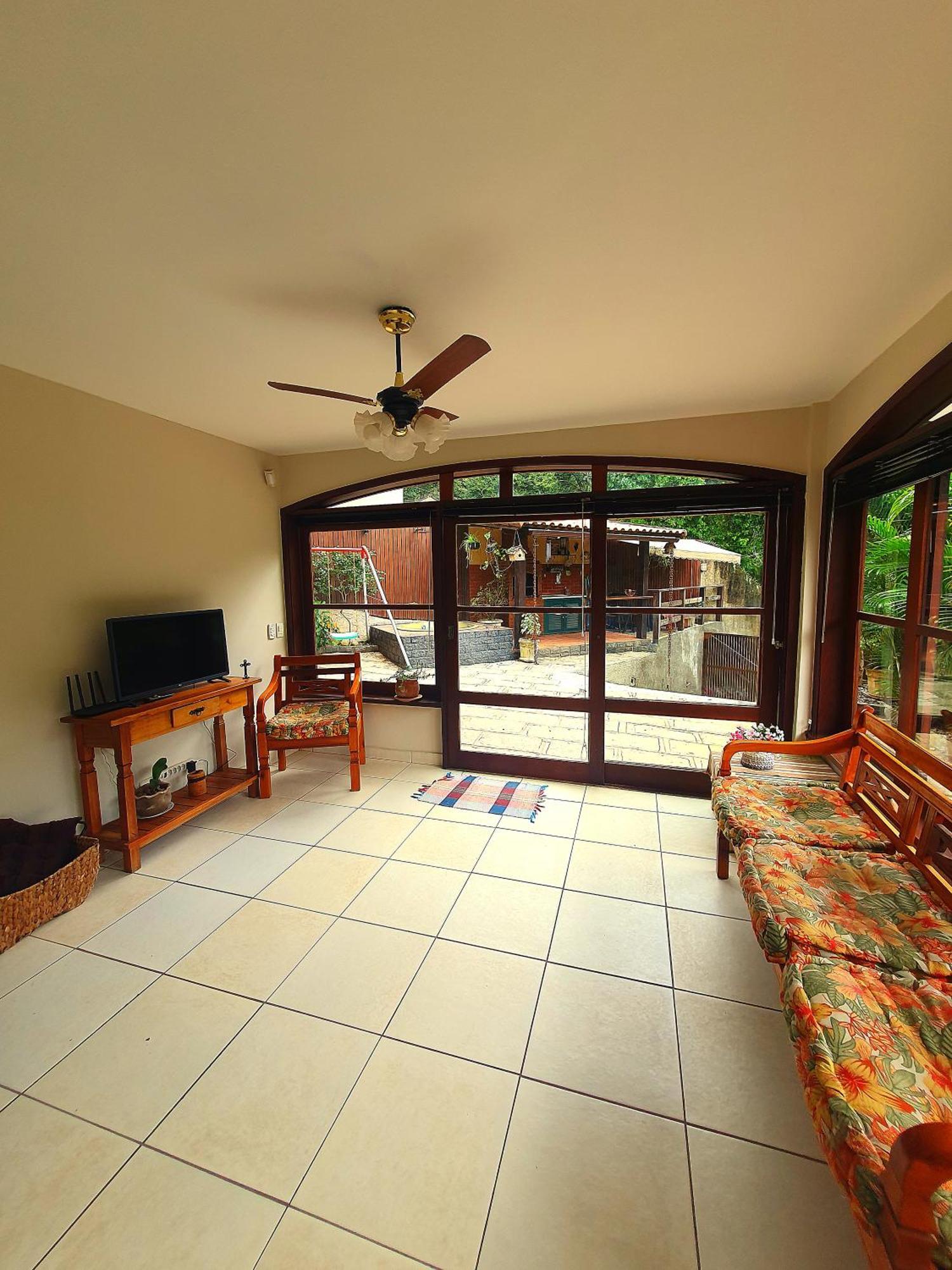 Aconchego De Itaipava - Casa De 3 Quartos, Equipada, Area Kids, Jacuzzi, Pet Friendly, Churrasqueira, Em Meio A Natureza E Proximo Ao Centro Do Bairro Petropolis (Rio de Janeiro) Exterior foto